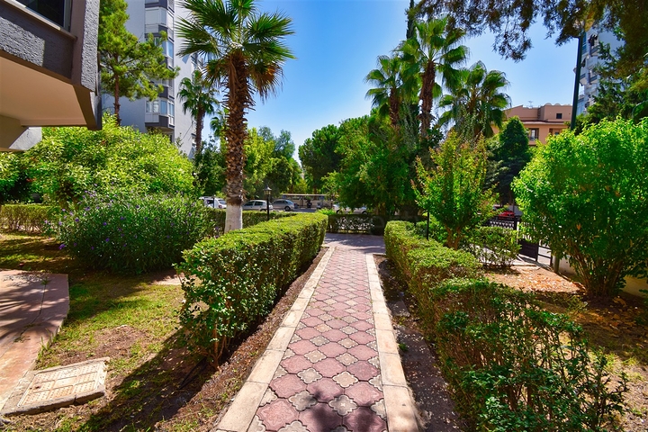 3+1 apartment in the Gursu - Antalya neighborhood 
