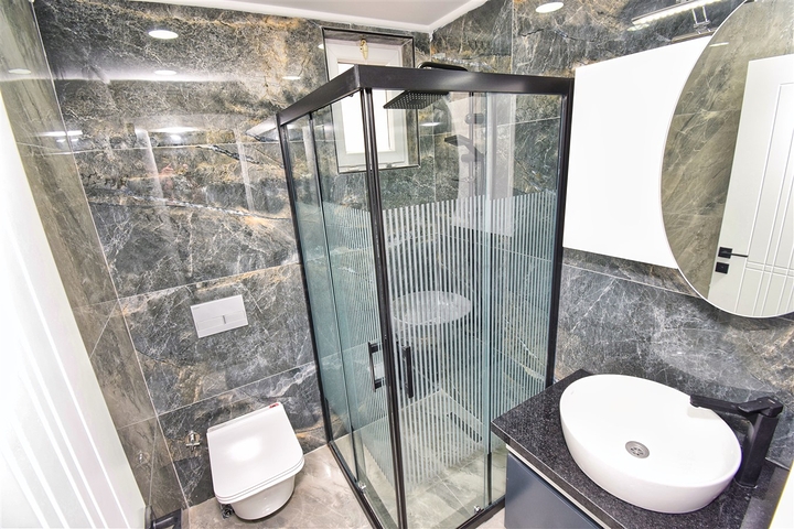 A 3+1 apartment in the Kyzyltoprak - Antalya neighborhood 