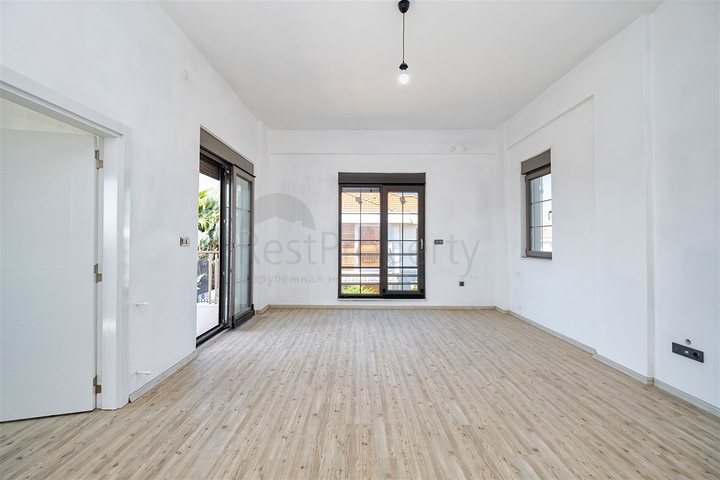 5+1 villa in Doshemealti - Antalya area 