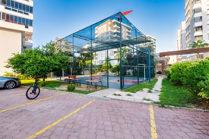 3+1 apartment in Antalya city center 