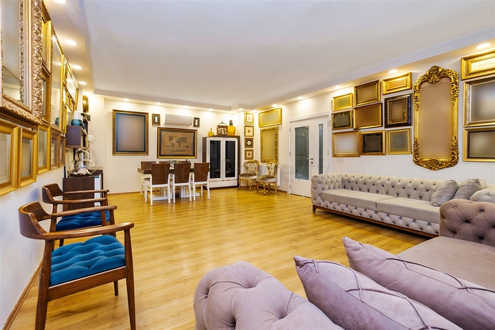 3+1 apartment in Antalya city center 