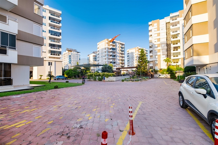 3+1 apartment in Antalya city center 