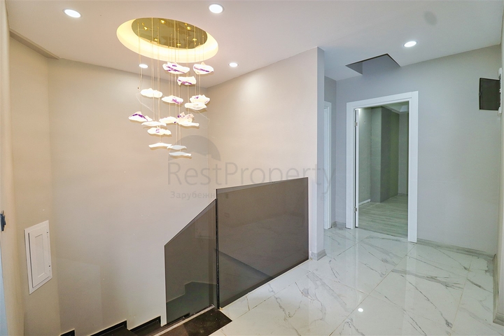 5+1 villa in Doshemealti - Antalya area 