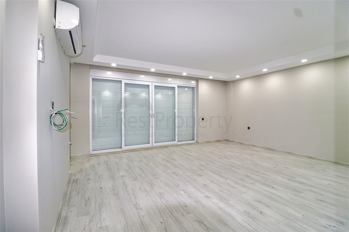 5+1 villa in Doshemealti - Antalya area 