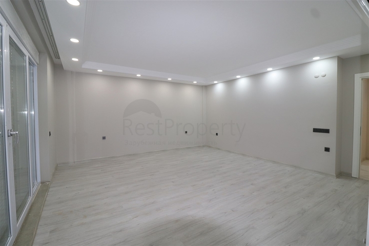 5+1 villa in Doshemealti - Antalya area 