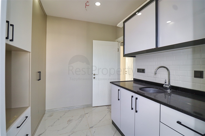 5+1 villa in Doshemealti - Antalya area 