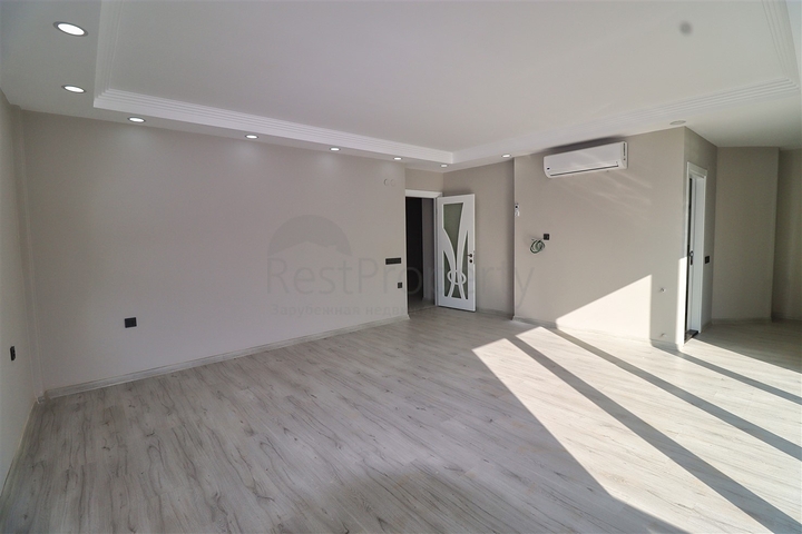 5+1 villa in Doshemealti - Antalya area 
