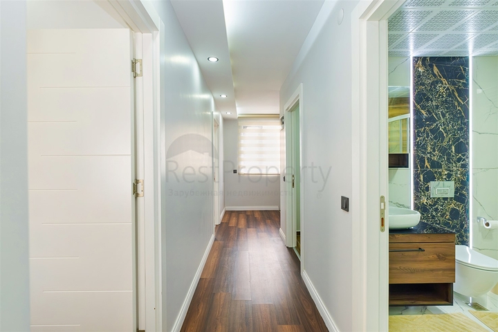 5+1 villa in Guzeloba - Antalya neighborhood 