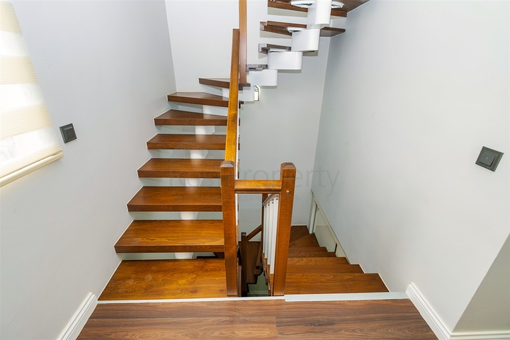 5+1 villa in Guzeloba - Antalya neighborhood 