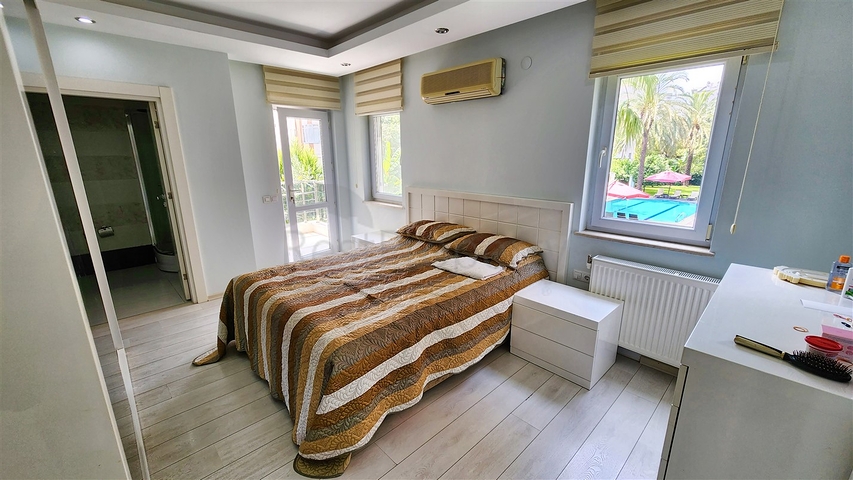 3+1 apartment in Yesilbahce - Antalya neighborhood 