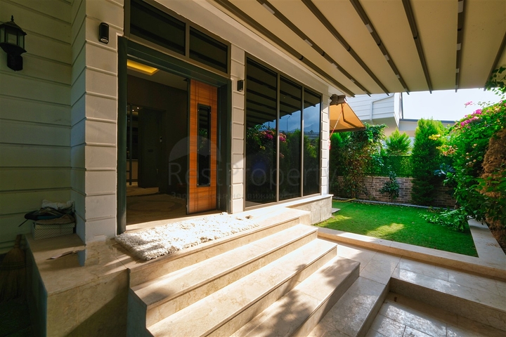 3+2 villa in Kemer - Antalya area 