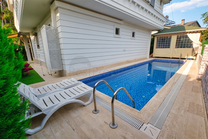 3+2 villa in Kemer - Antalya area 