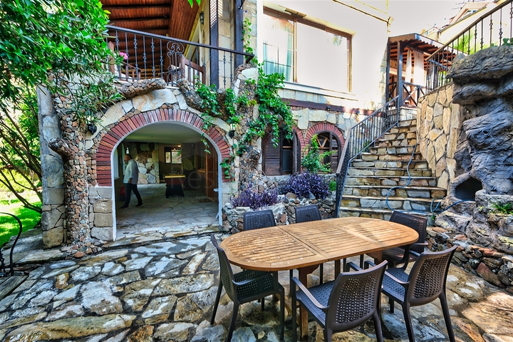 6+1 villa in Kemer - Antalya area 