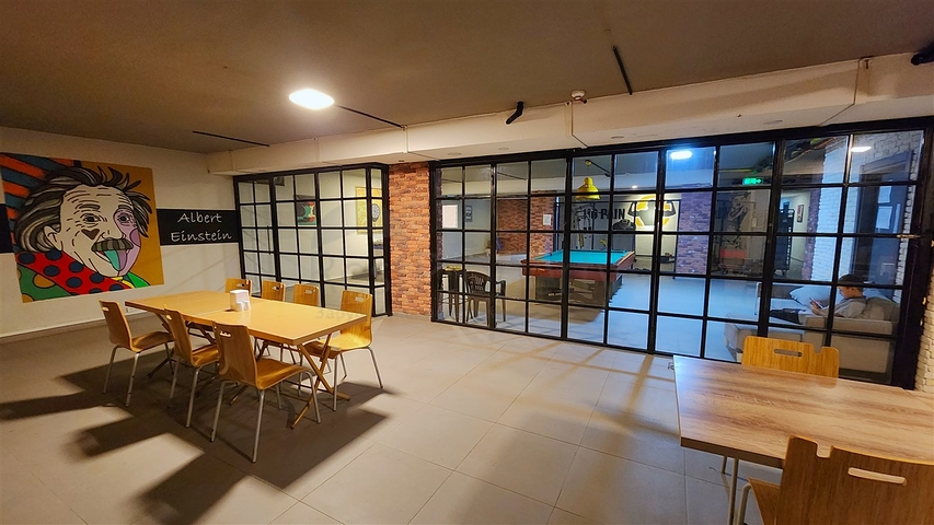 A 57-room hotel in the Kepez - Antalya area is for sale.  A 57-room hotel in the Kepez - Antalya area is for sale.