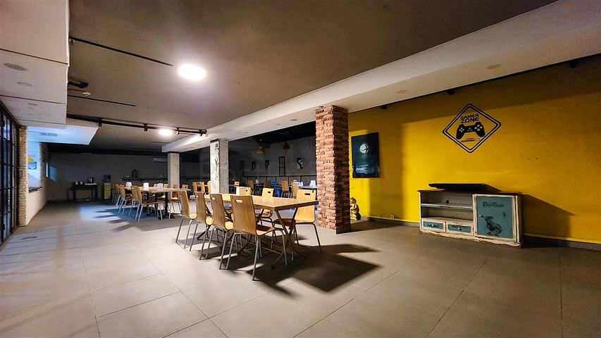 A 57-room hotel in the Kepez - Antalya area is for sale.  A 57-room hotel in the Kepez - Antalya area is for sale.