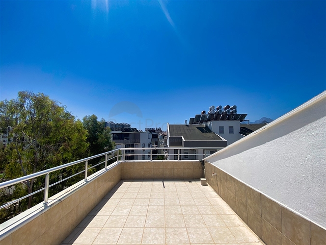 A 4+1 duplex apartment in the Mallayusuf - Antalya neighborhood 