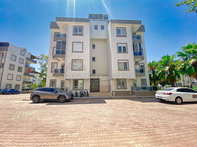 A 4+1 duplex apartment in the Mallayusuf - Antalya neighborhood 