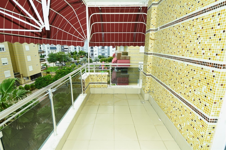 A 4+1 apartment in the Siteler Antalya neighborhood 
