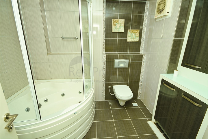 A 4+1 apartment in the Siteler Antalya neighborhood 