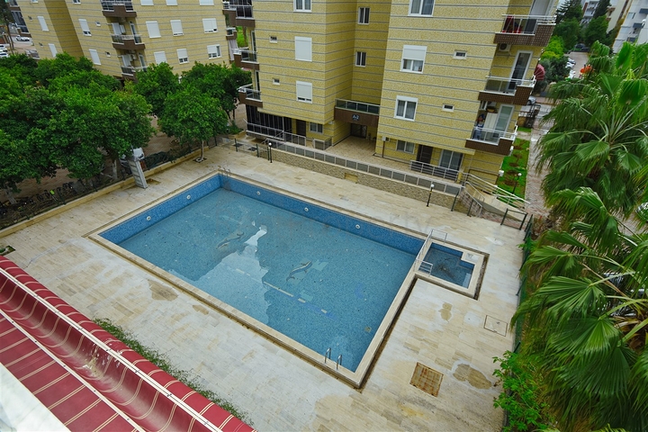 A 4+1 apartment in the Siteler Antalya neighborhood 