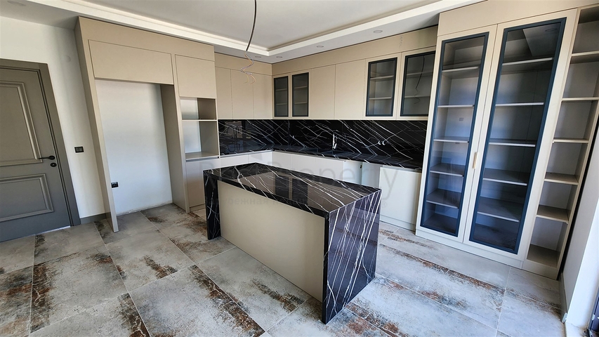 4+1 villa in Doshemealti - Antalya area 