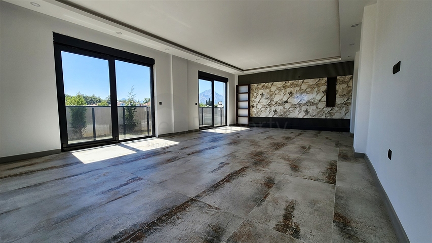 4+1 villa in Doshemealti - Antalya area 