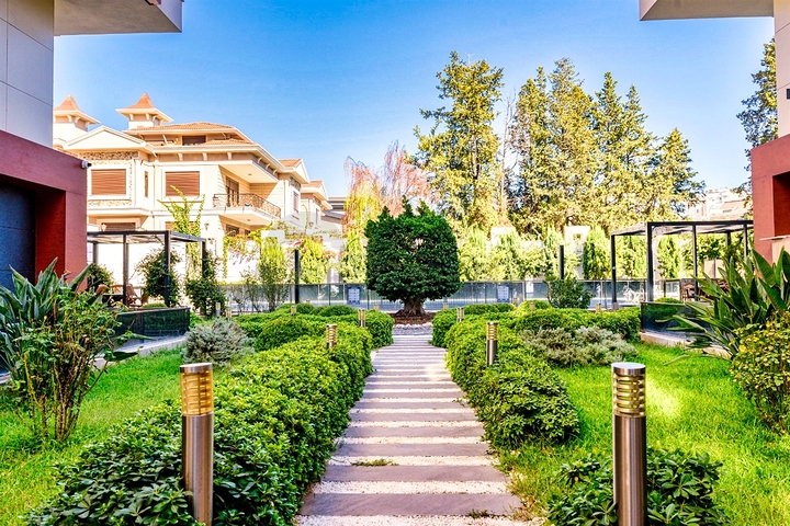 A 4+1 duplex apartment in the Zyumryut - Antalya neighborhood  A 4+1 duplex apartment in the Zyumryut - Antalya neighborhood