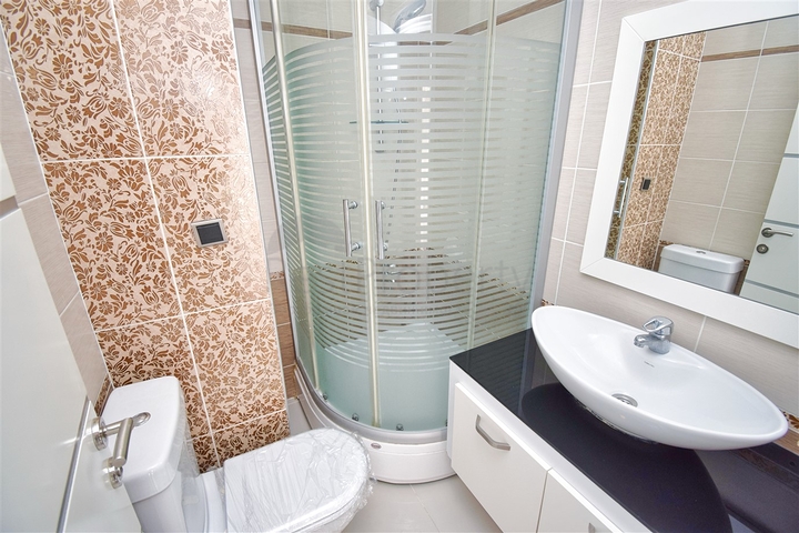 A 2+1 apartment in the neighborhood of Pynarbashi - Antalya 