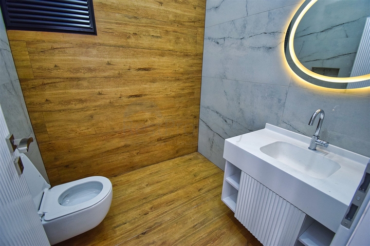 5+1 villa in Doshemealti - Antalya area 