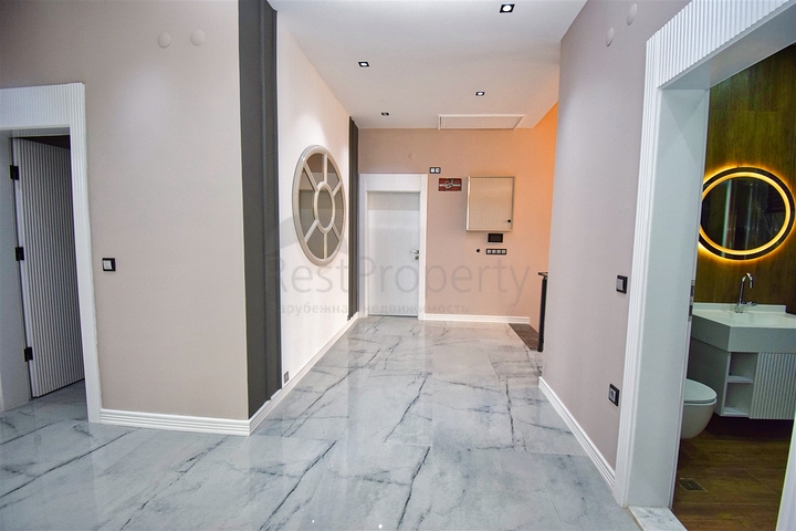 5+1 villa in Doshemealti - Antalya area 