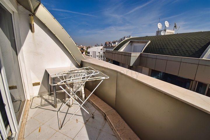 A 3+1 apartment in the Liman - Antalya neighborhood 