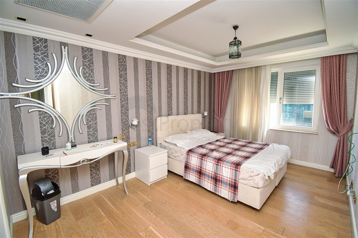 A 3+1 apartment in the Liman - Antalya neighborhood 