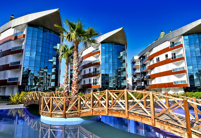 A 3+1 apartment in the Liman - Antalya neighborhood 
