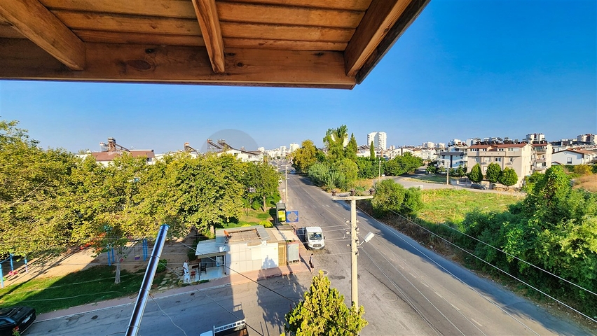 A 3+1 apartment in the Guzelbag - Antalya neighborhood 