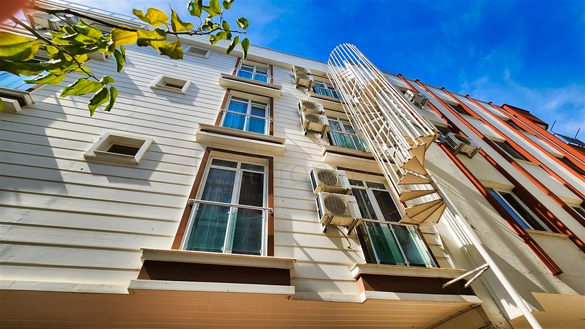 An apartment complex with 14 rooms in the Kepez - Antalya area is for sale  An apartment complex with 14 rooms in the Kepez - Antalya area is for sale