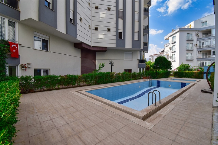 A 5+1 duplex apartment in the Mallayusuf - Antalya neighborhood 