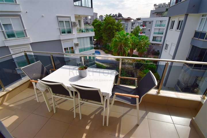 A 5+1 duplex apartment in the Mallayusuf - Antalya neighborhood 