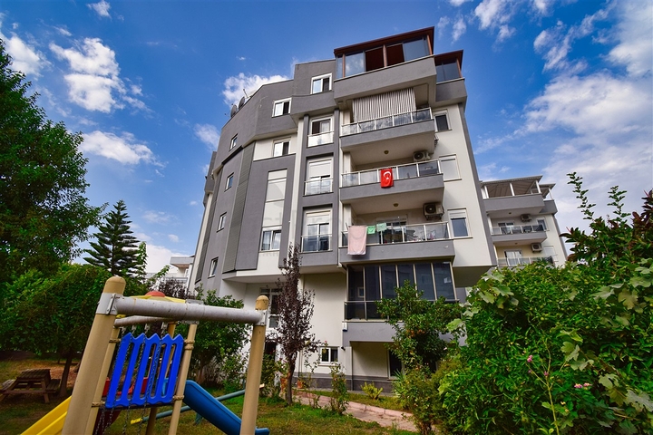 A 5+1 duplex apartment in the Mallayusuf - Antalya neighborhood 