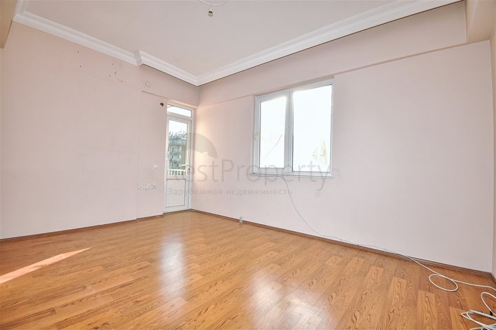 3+1 apartment in the Meydankavagi - Antalya neighborhood 