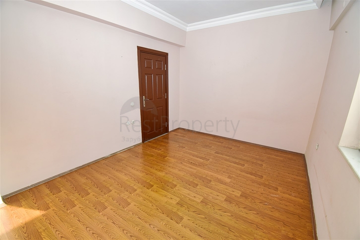 3+1 apartment in the Meydankavagi - Antalya neighborhood 