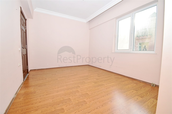 3+1 apartment in the Meydankavagi - Antalya neighborhood 