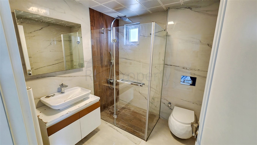 5+1 villa in Doshemealti - Antalya area 