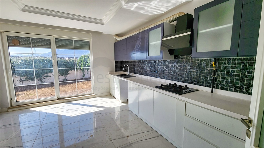5+1 villa in Doshemealti - Antalya area 