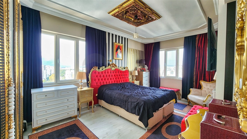 A 3+1 apartment in the Toroslar - Antalya neighborhood 