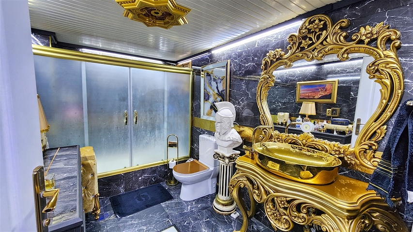 A 3+1 apartment in the Toroslar - Antalya neighborhood 