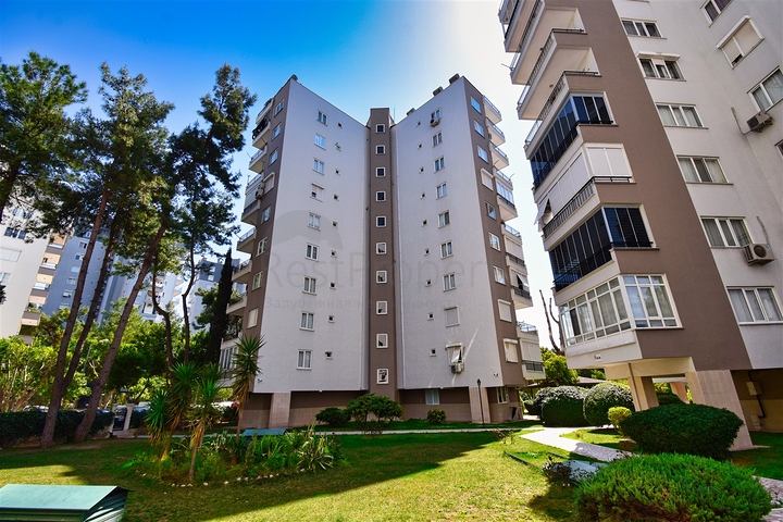 3+1 apartment in Altinkum - Antalya neighborhood 