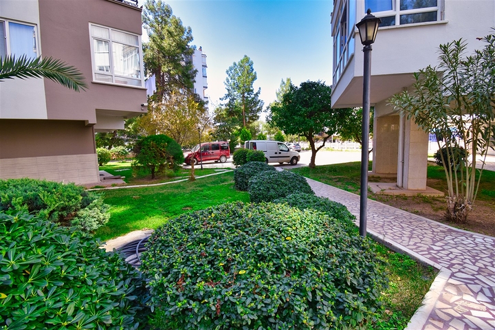 3+1 apartment in Altinkum - Antalya neighborhood 