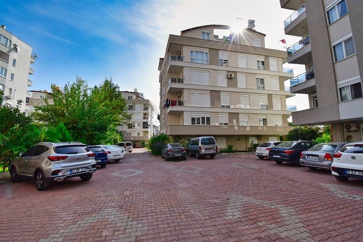 A 2+1 apartment in the Persimmon - Antalya neighborhood 