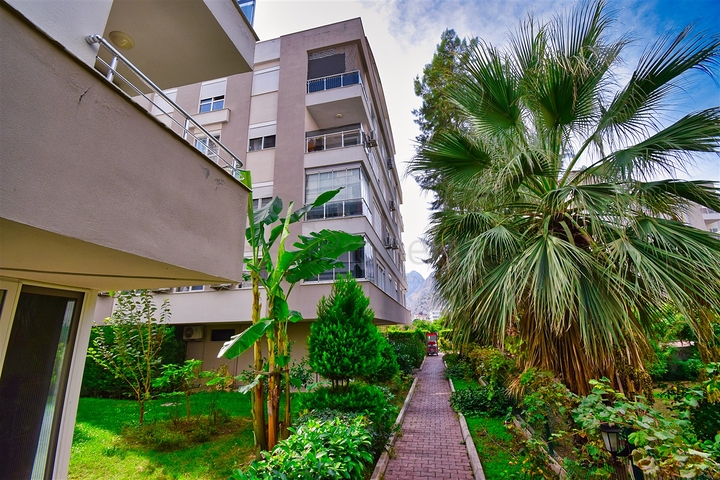 A 2+1 apartment in the Persimmon - Antalya neighborhood 