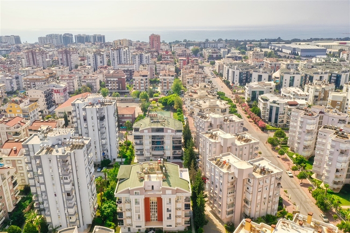 A 2+1 apartment in the Liman - Antalya neighborhood 